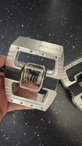 Crankbrothers mallet pedals - mallet, dh