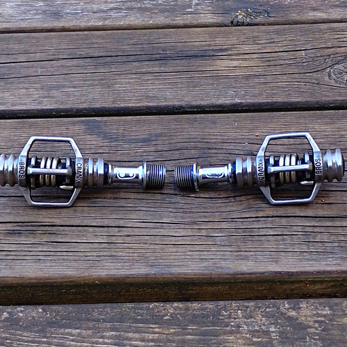 Crank brothers eggbeater - crank,