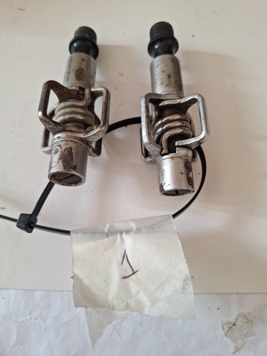 Cranks brothers egg beater - cranks,